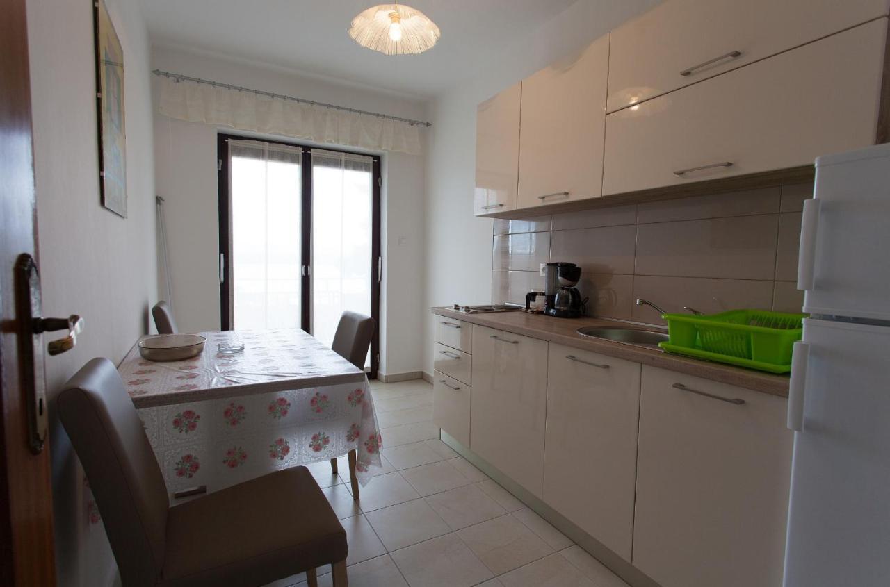 Apartments Ljerka Malinska Kültér fotó