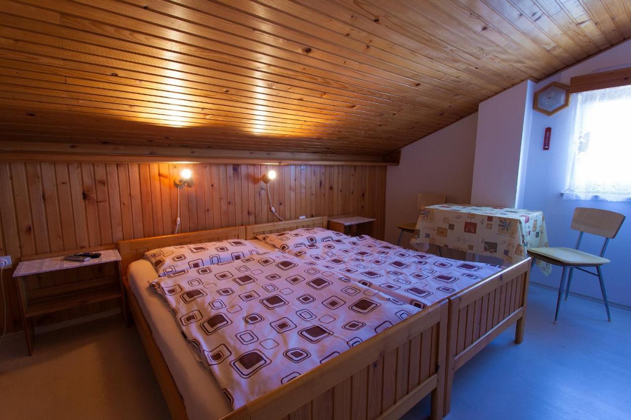 Apartments Ljerka Malinska Kültér fotó