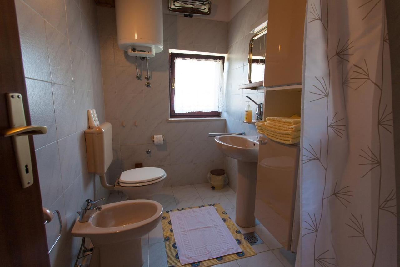 Apartments Ljerka Malinska Kültér fotó